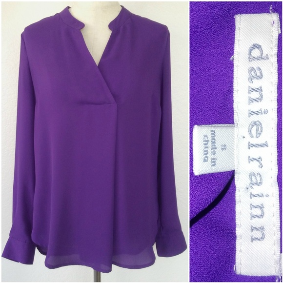 Daniel Rainn Tops - Daniel Rainn Purple Top Size S